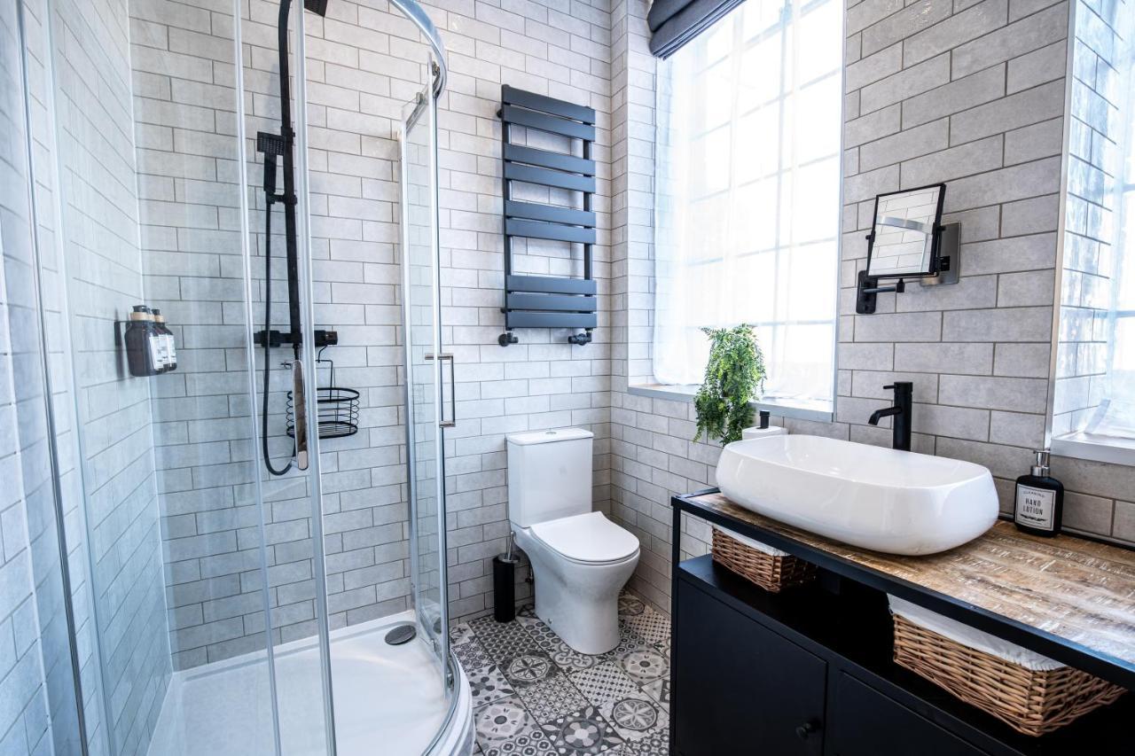 Vip 3Br Grade2 Luxurious Industrial House With Wood Fire, Electric Blinds And Big Cast Iron Windows In The Heart Of The Jq Villa Birmingham Kültér fotó