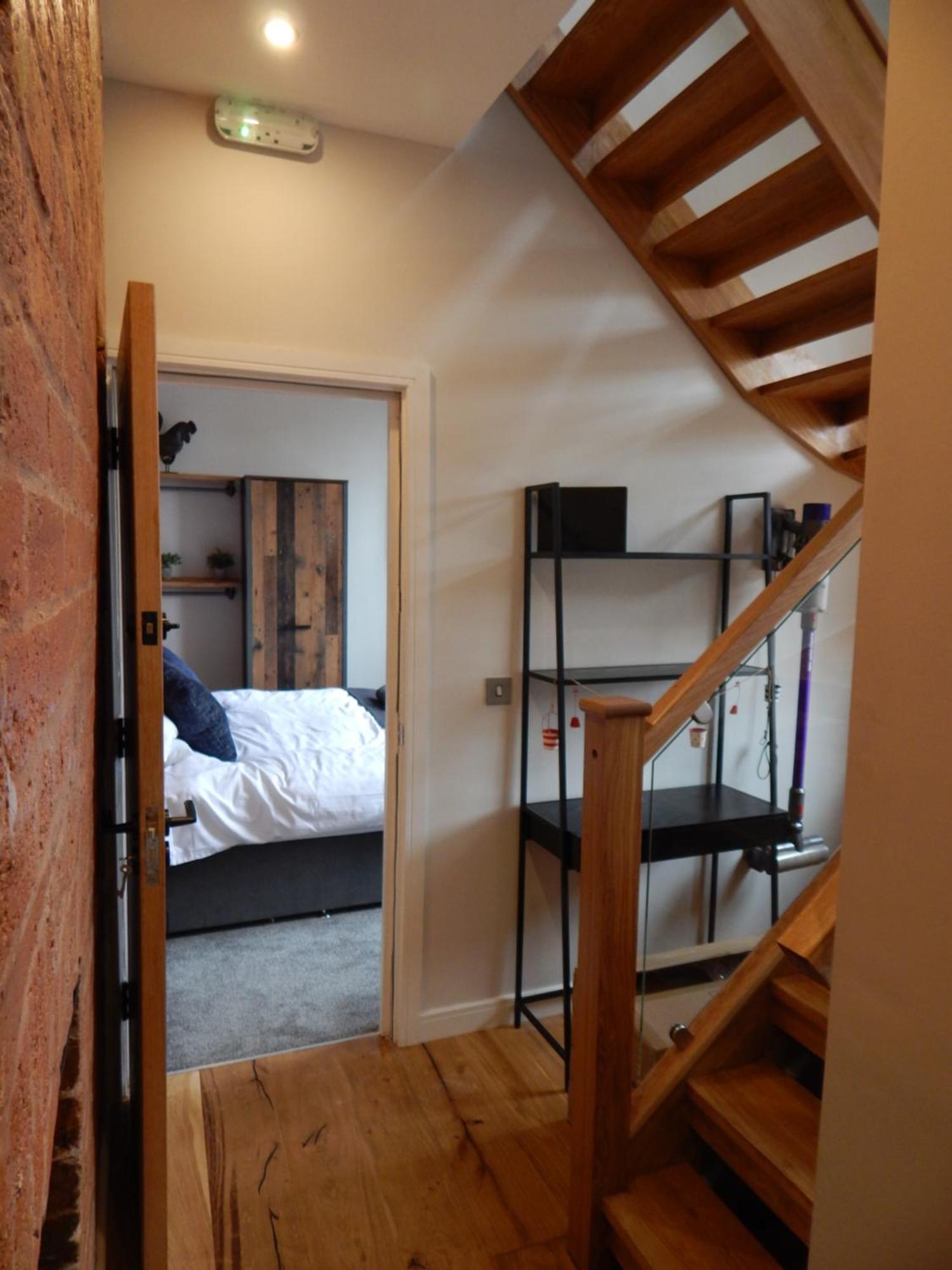 Vip 3Br Grade2 Luxurious Industrial House With Wood Fire, Electric Blinds And Big Cast Iron Windows In The Heart Of The Jq Villa Birmingham Kültér fotó
