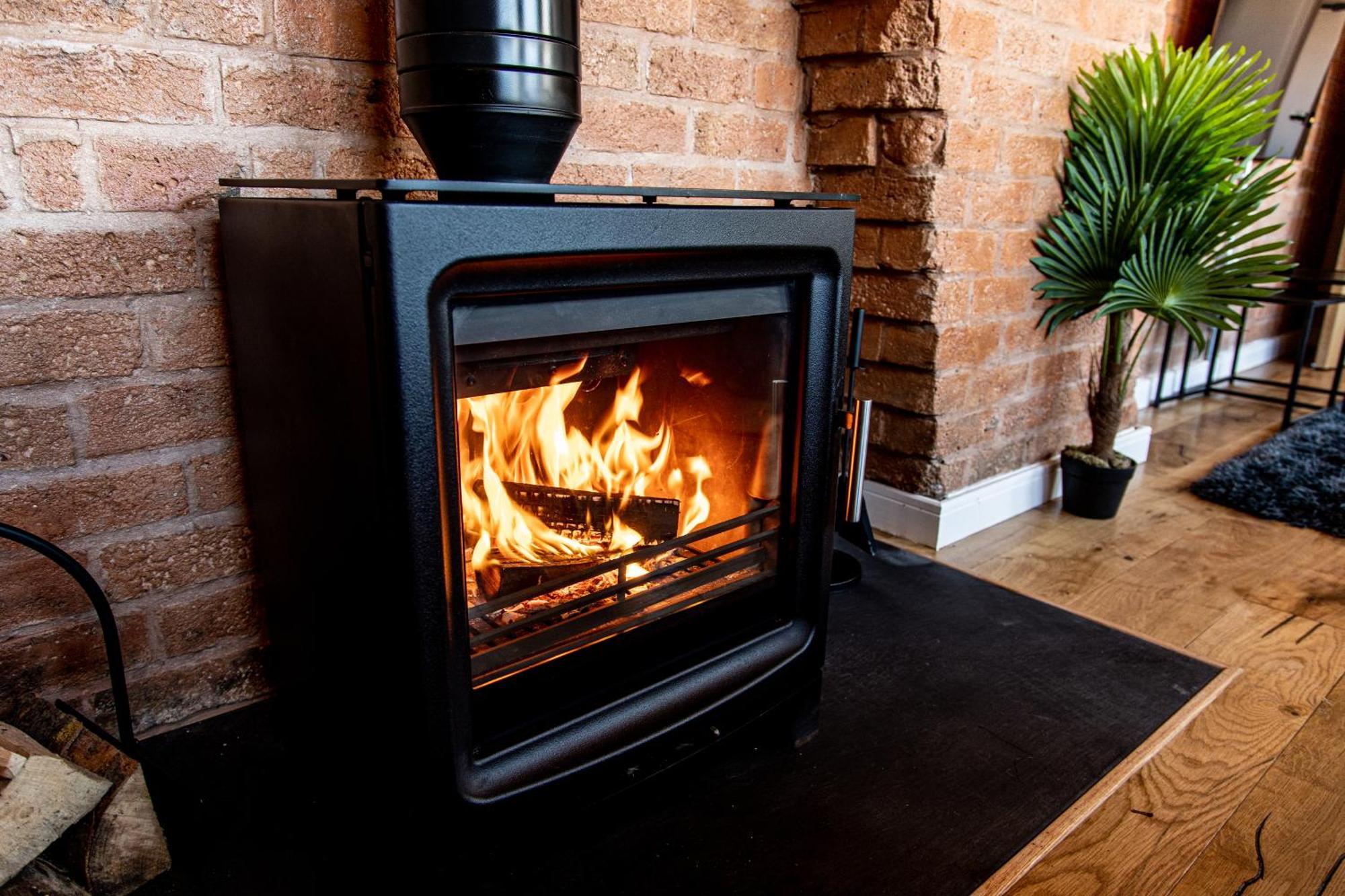 Vip 3Br Grade2 Luxurious Industrial House With Wood Fire, Electric Blinds And Big Cast Iron Windows In The Heart Of The Jq Villa Birmingham Kültér fotó