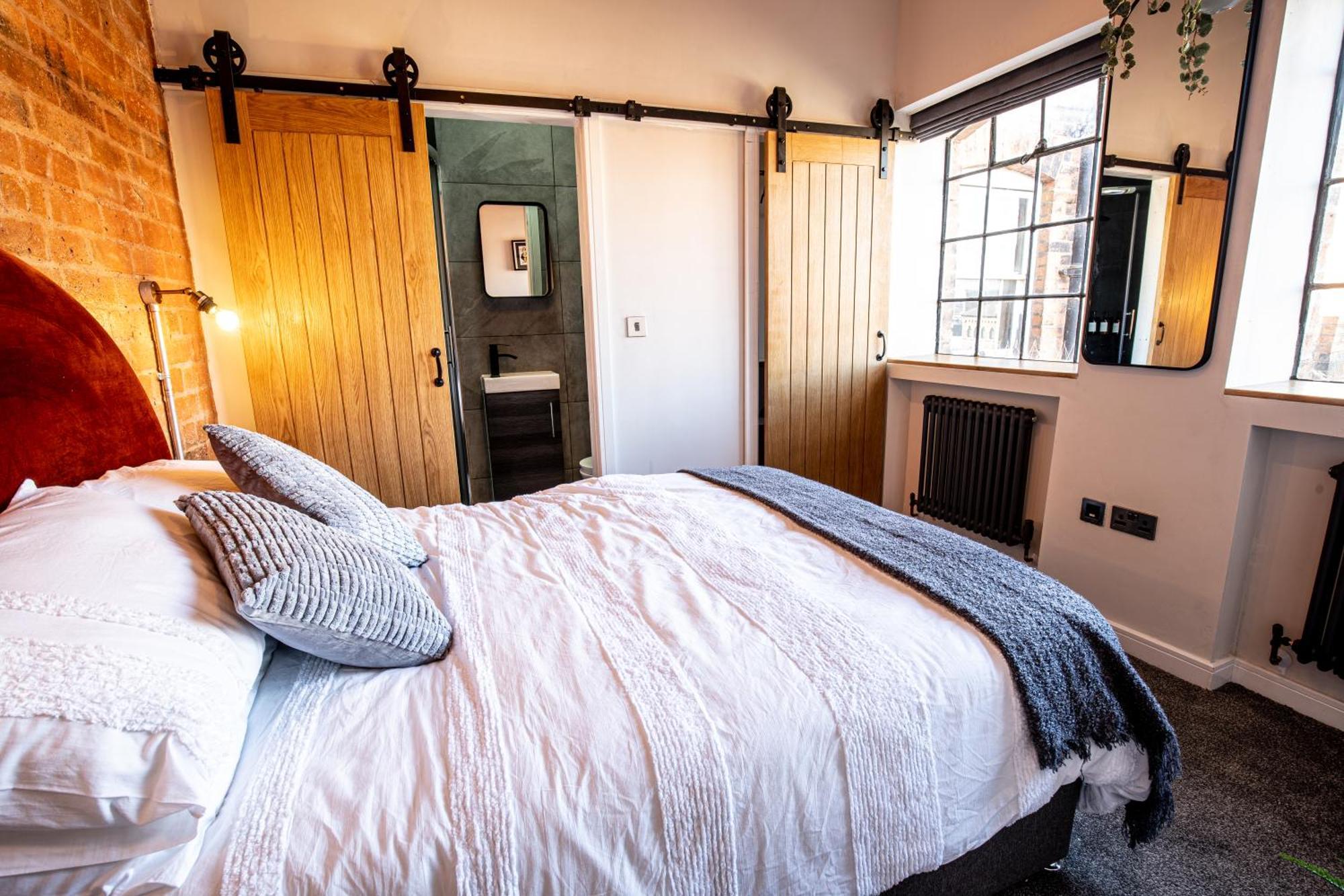 Vip 3Br Grade2 Luxurious Industrial House With Wood Fire, Electric Blinds And Big Cast Iron Windows In The Heart Of The Jq Villa Birmingham Kültér fotó